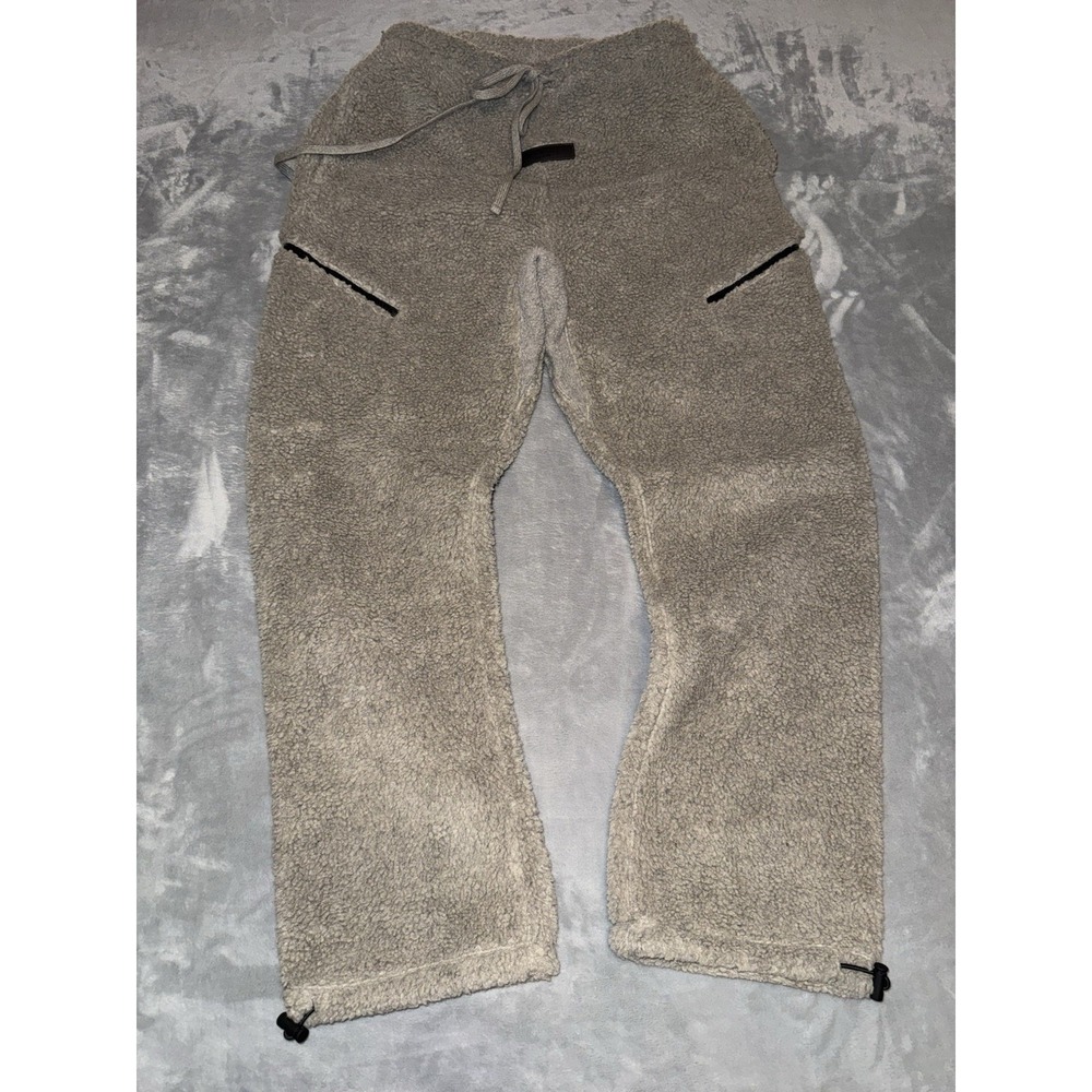 Fear of God Essentials Winter Sherpa Polar Fleece Sweatpants Sz S Oatmeal